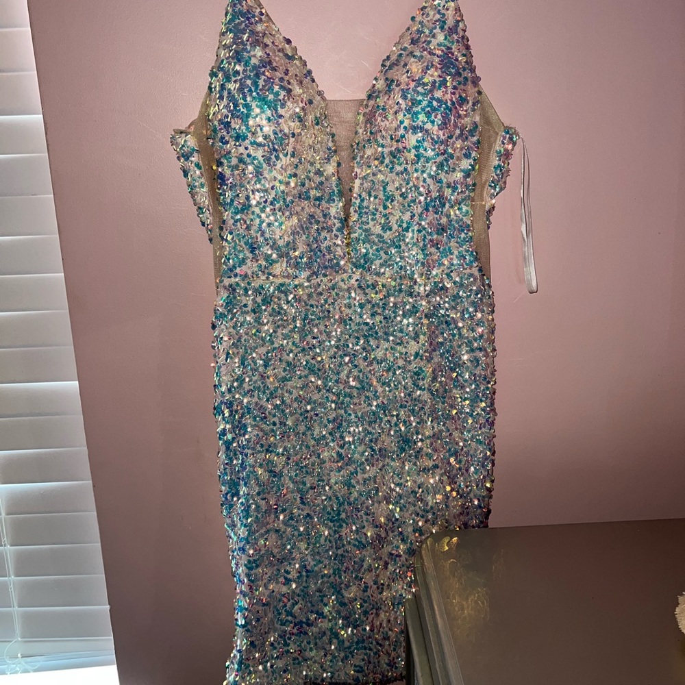 Size 10 Cinderella Divine mini dress